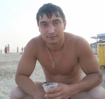 Денис, 35 лет, Снежное, Украина