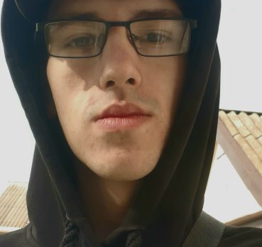 Дима, 21 лет, Волжский,  Россия 🇷🇺