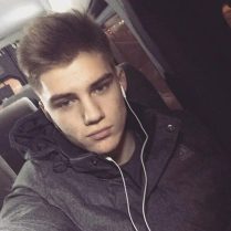 Кирилл, 18 лет, ГетероПерово,  Россия 🇷🇺
