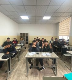 Стас, 19 лет, Бисексуал(ка), Мужчина, Бишкек,  Киргизия 🇰🇬