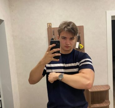 Вова, 18 лет, Георгиевск,  Россия 🇷🇺